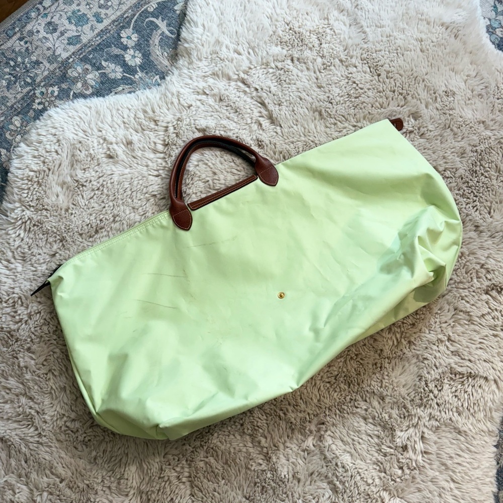 Longchamp Le Pilage Large weekender Lime Green Tote Bag - Picture 3 of 14